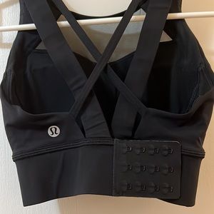 Lululemon sports bra (30B-C or size 2)